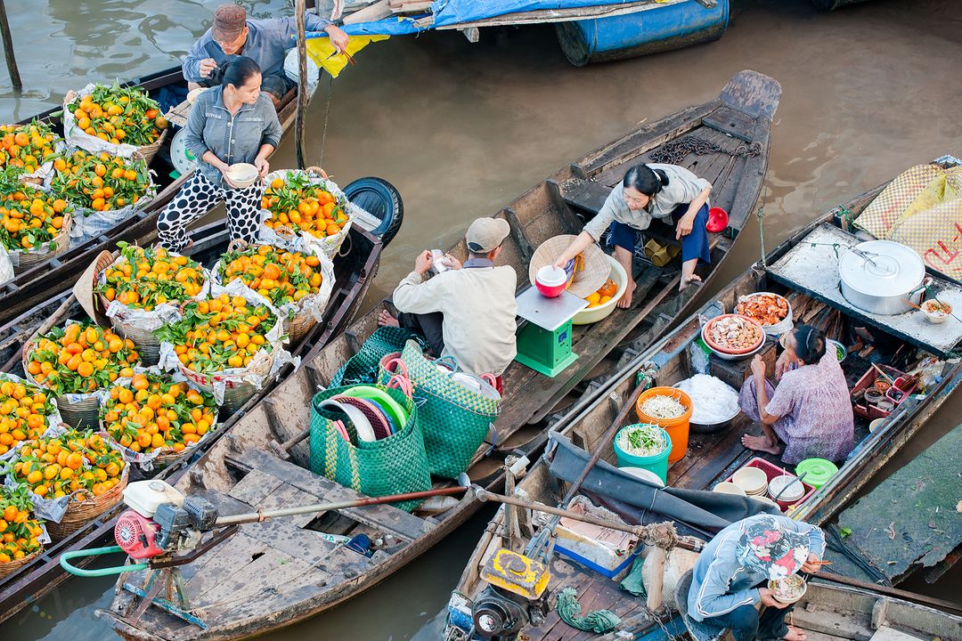 07.-Cai-Rang-Floating-market-Can-Tho-Vietnam-Saigon-Riders