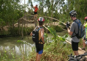 Mekong-delta-cycling-tours-local-monkey-bridge