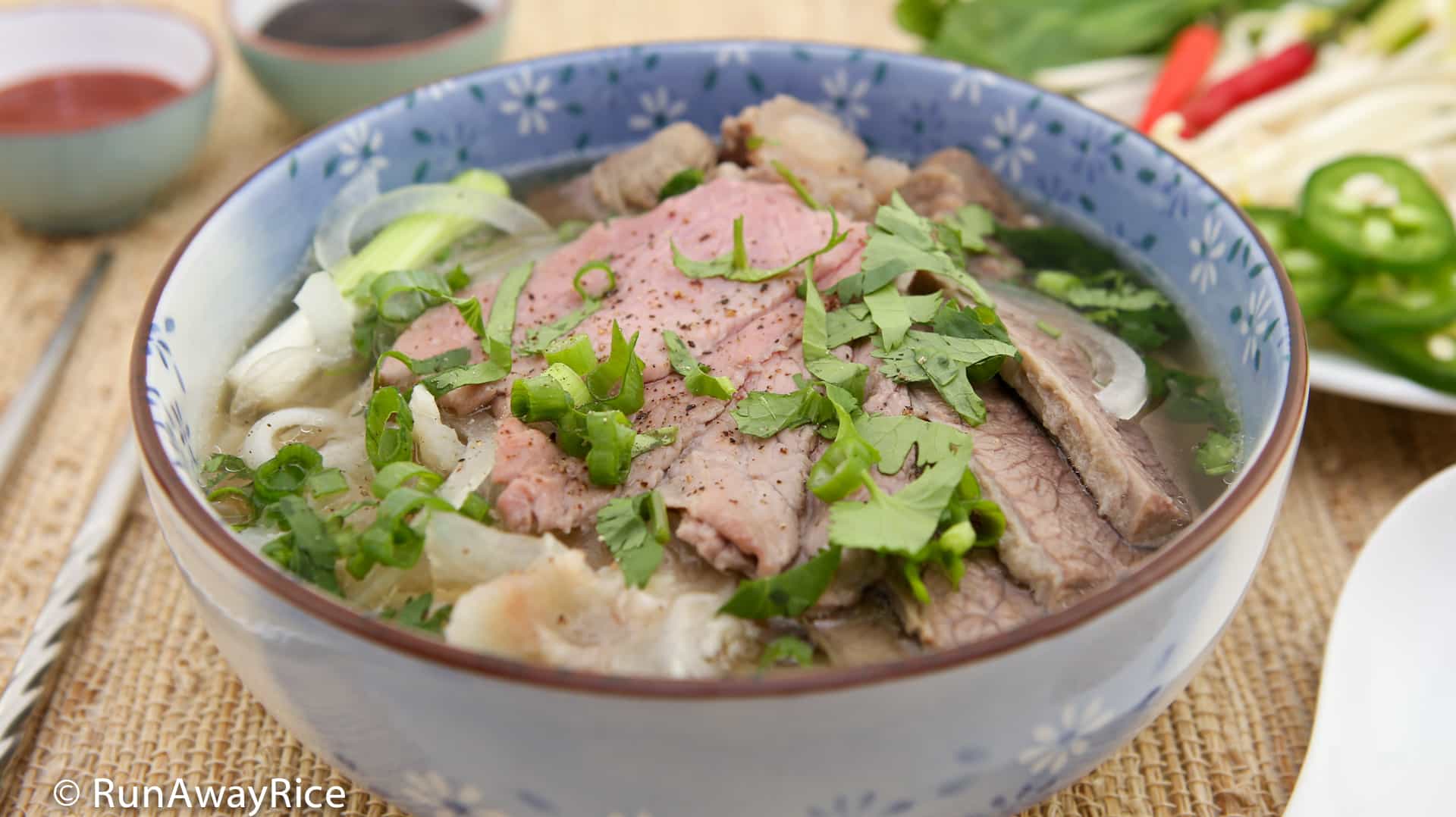 Vietnamese-Beef-Noodle-Soup-Pho-Bo-Recipe