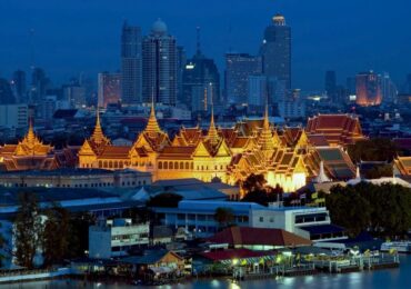 grand-palace-night-bangkok-thailand_980x650